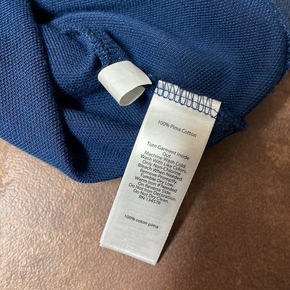 Vineyard vines - Picture 8 of 9